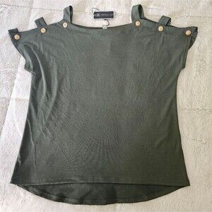NWT Cable & Gauge Women's Green short sleeve Size M. Dry Oregano.